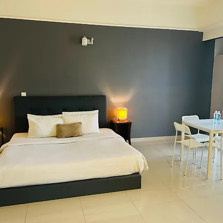 Mn Suite At Times Square Kl